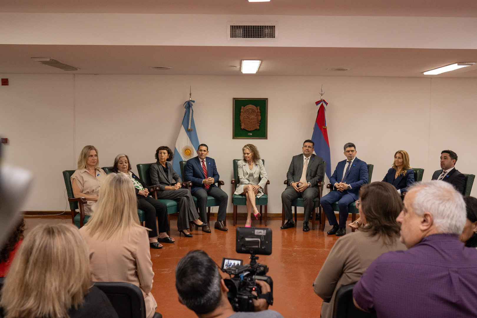 Emotivo acto de reconocimiento a funcionarios y agentes judiciales en el Edificio de Tribunales imagen-39