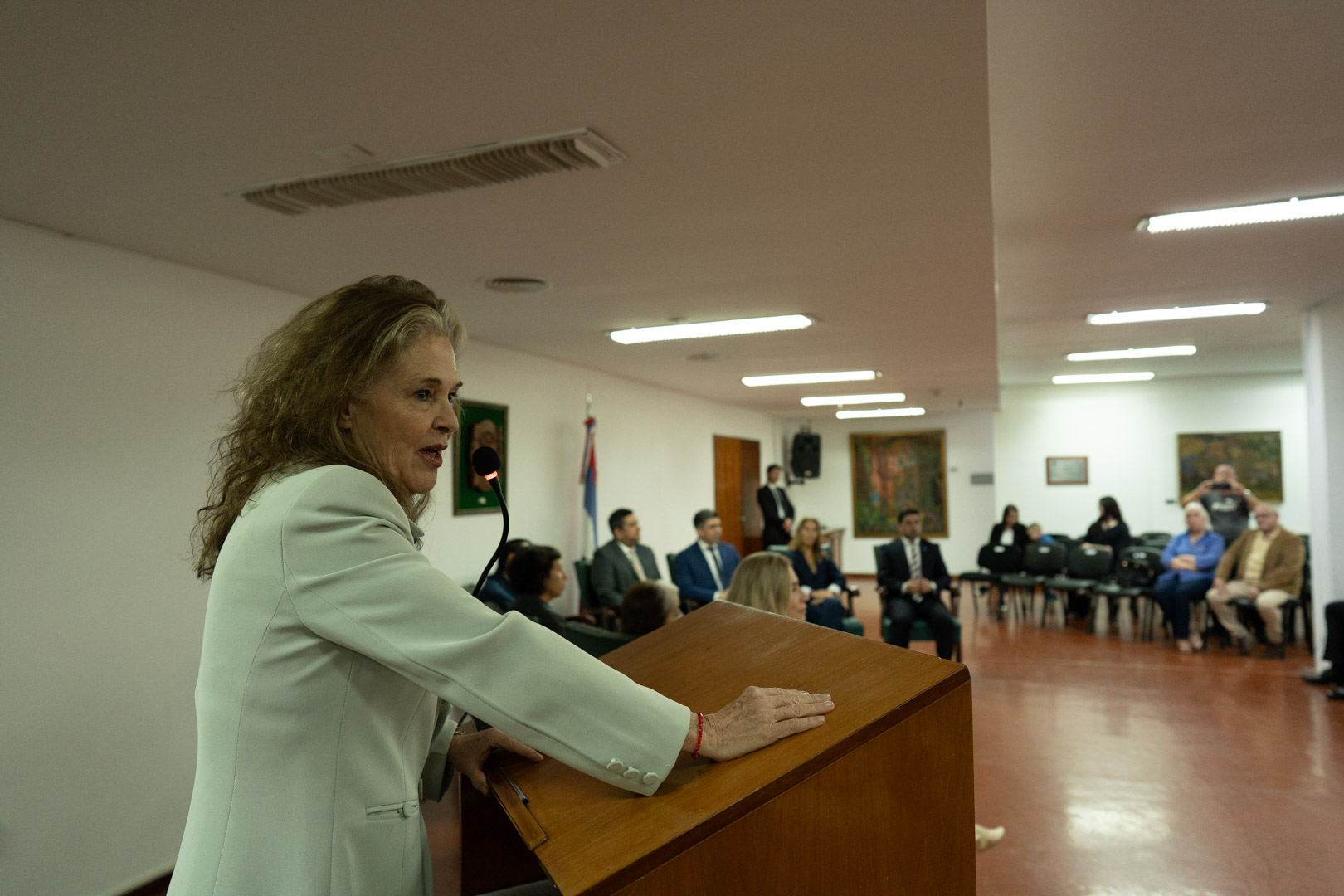 Emotivo acto de reconocimiento a funcionarios y agentes judiciales en el Edificio de Tribunales imagen-41