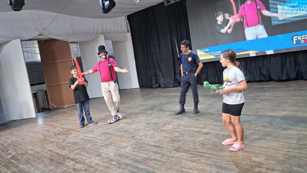 Gurises Felices volvió a la Fiesta Nacional del Gurí Entrerriano y celebró ocho años de presencia ininterrumpida en Bovril 15 Gurises Felices volvió a la Fiesta Nacional del Gurí Entrerriano y celebró ocho años de presencia ininterrumpida en Bovril imagen-14