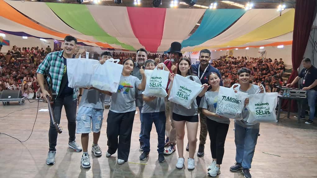 Gurises Felices volvió a la Fiesta Nacional del Gurí Entrerriano y celebró ocho años de presencia ininterrumpida en Bovril 17 Gurises Felices volvió a la Fiesta Nacional del Gurí Entrerriano y celebró ocho años de presencia ininterrumpida en Bovril imagen-16