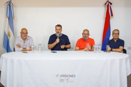 Misiones avanza en la preparación sanitaria para el período 2025/2026 de enfermedades transmitidas por mosquitos Misiones avanza en la preparación sanitaria para el período 2025/2026 de enfermedades transmitidas por mosquitos imagen-5