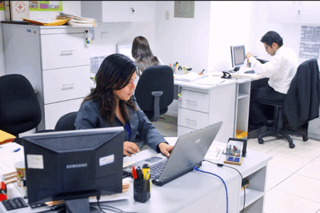 Borrador secreto de la reforma laboral: qué cambios se analizan para las vacaciones de los empleados Borrador secreto de la reforma laboral: qué cambios se analizan para las vacaciones de los empleados imagen-7