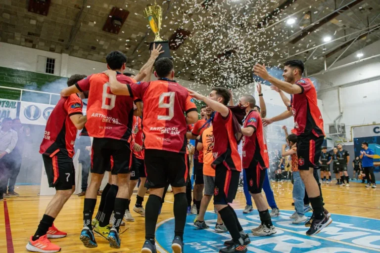 Futsal: Telecentro Tacuarí campeón del Nacional de Clubes Futsal: Telecentro Tacuarí campeón del Nacional de Clubes imagen-12