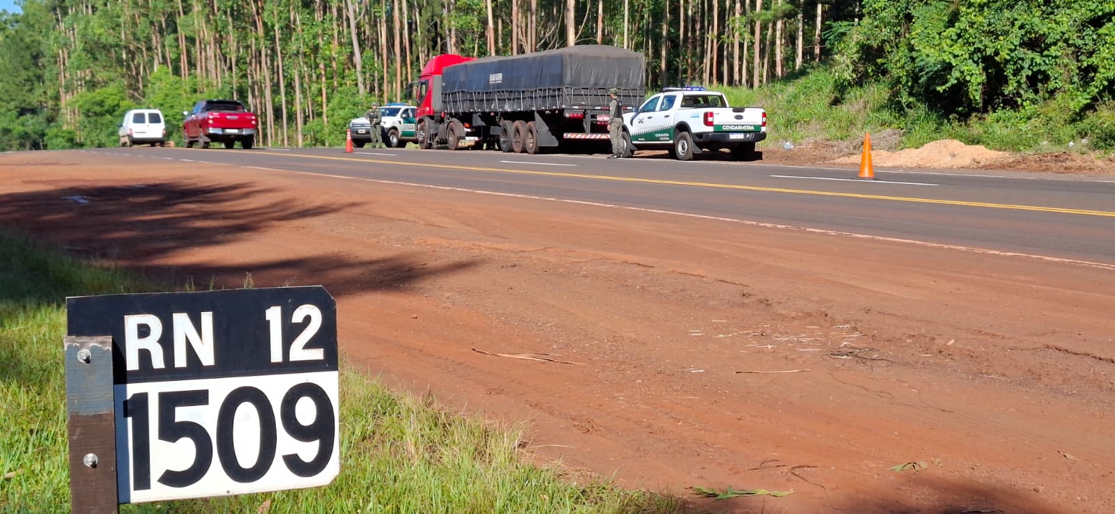 Controlan un camión de bandera brasileña cargado con más de nueve toneladas de marihuana 5 Controlan un camión de bandera brasileña cargado con más de nueve toneladas de marihuana imagen-4