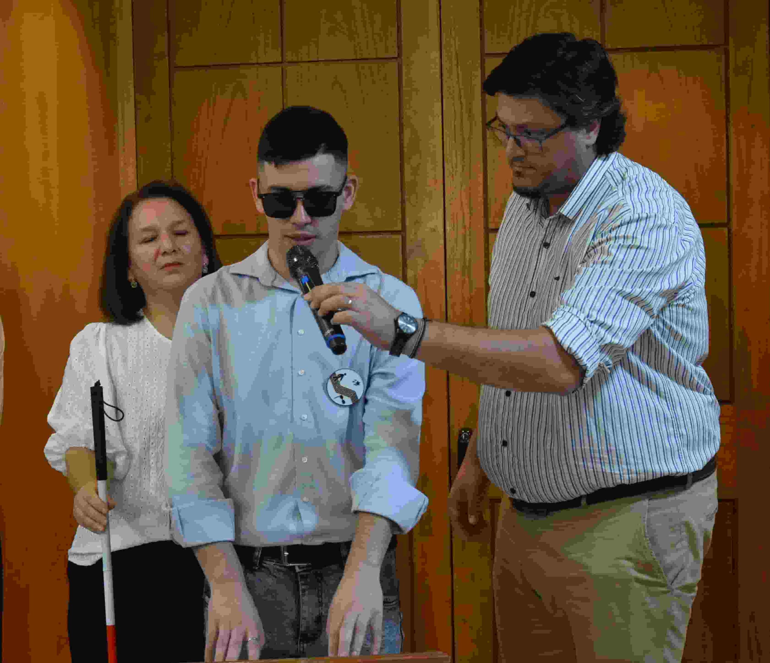 La Cámara de Representantes inauguró una muestra en homenaje al bicentenario del sistema Braille imagen-10