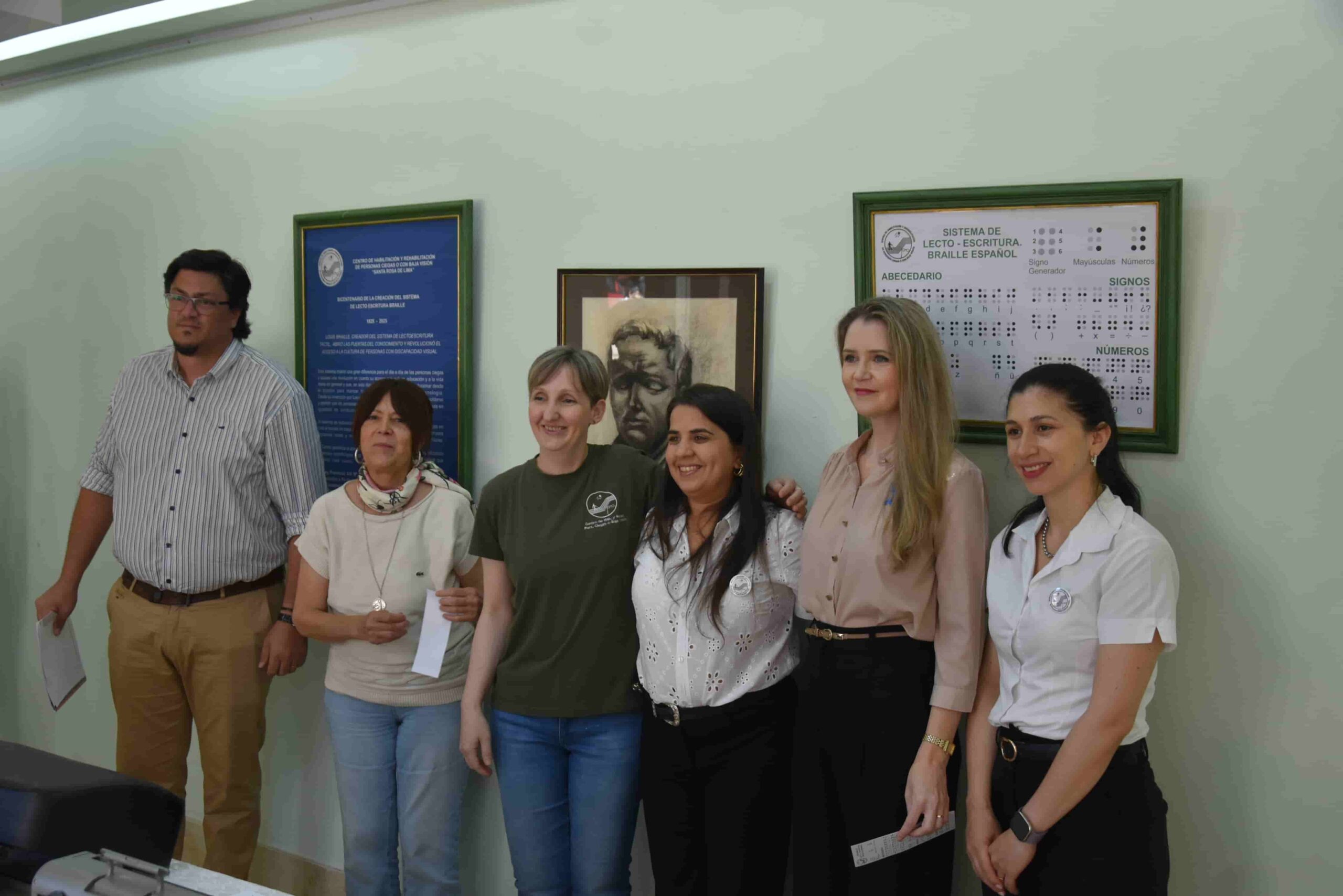 La Cámara de Representantes inauguró una muestra en homenaje al bicentenario del sistema Braille imagen-4