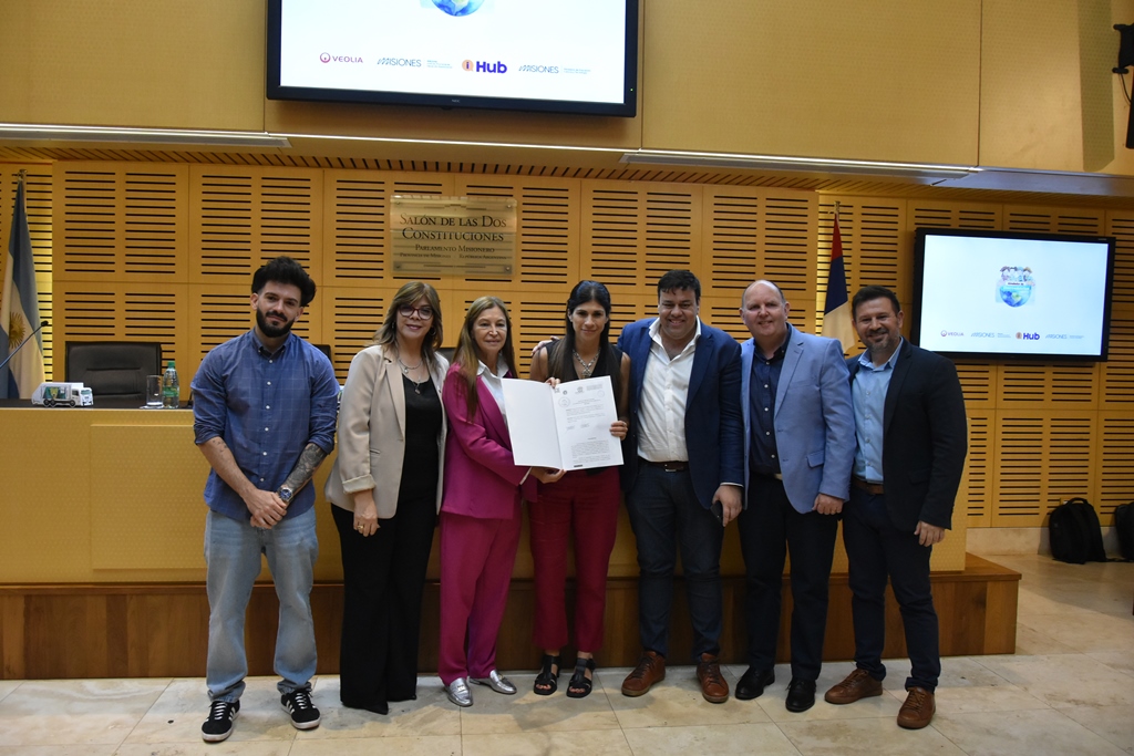 La Legislatura fue sede de la elección del ganador de "Alrededor de Iberoamérica 2025" 9 La Legislatura fue sede de la elección del ganador de "Alrededor de Iberoamérica 2025" imagen-8