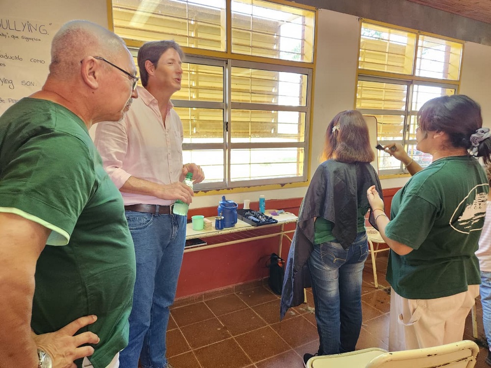 Con una gran convocatoria, Estamos con vos acercó servicios integrales en El Alcázar imagen-19