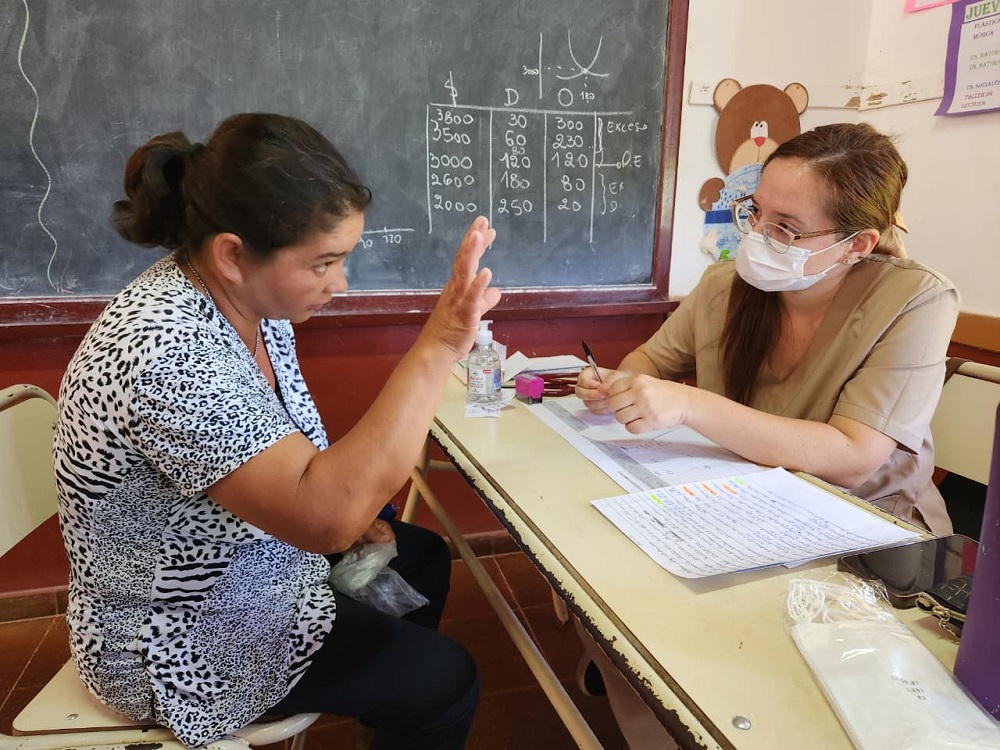 Con una gran convocatoria, Estamos con vos acercó servicios integrales en El Alcázar imagen-23