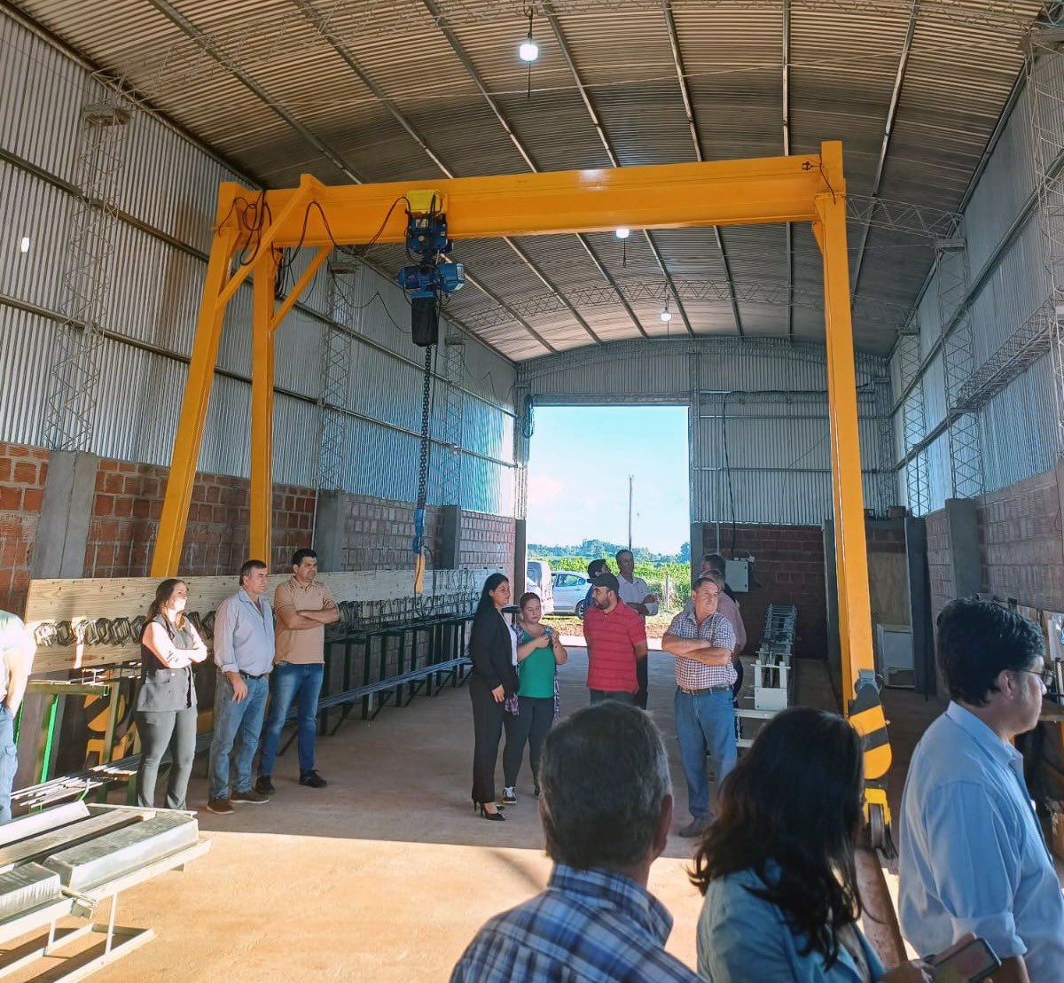 Gracias a una línea de crédito con tasa bonificada por el Estado provincial, Cooperativa de Concepción de la Sierra pudo concretar su fábrica de postes de hormigón imagen-1
