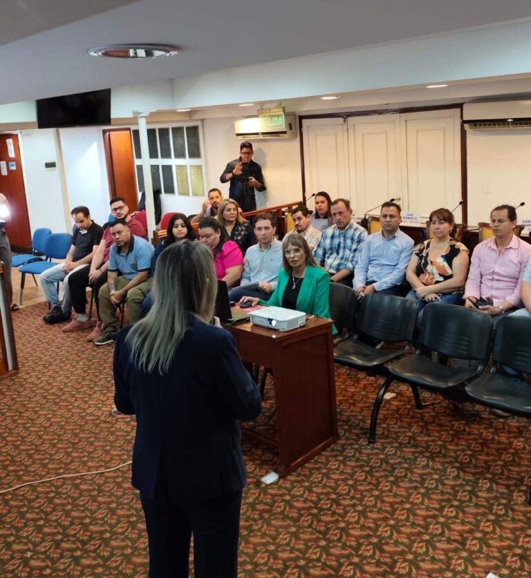 Legislatura profundiza el desarrollo del Digesto Jurídico Municipal en Puerto Iguazú imagen-26