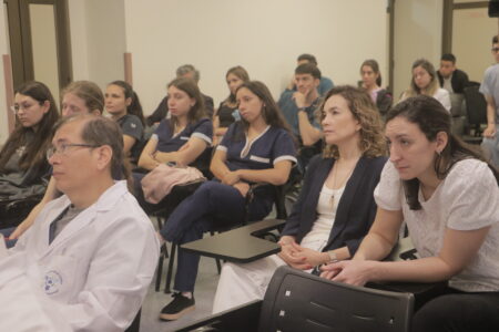 Especialistas del Hospital Británico capacitaron sobre apnea del sueño en el Hospital Madariaga Especialistas del Hospital Británico capacitaron sobre apnea del sueño en el Hospital Madariaga imagen-1