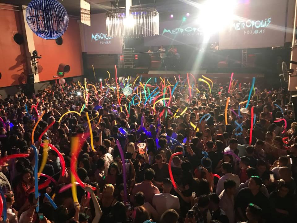 Vuelve La Metro, un clásico de los profesionales de la alegría en la noche posadeña 3 Vuelve La Metro, un clásico de los profesionales de la alegría en la noche posadeña imagen-2