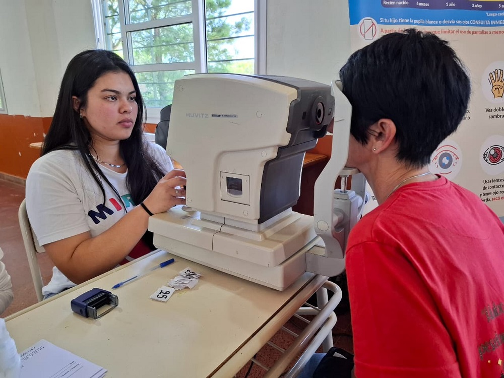 Mirar Mejor: Vecinos de Fracrán recibieron atenciones para cuidar la visión 3 Mirar Mejor: Vecinos de Fracrán recibieron atenciones para cuidar la visión imagen-2