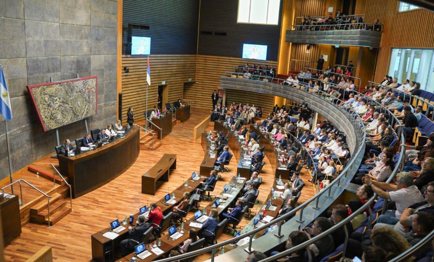 Hay consenso para que Macías presida la Legislatura imagen-4