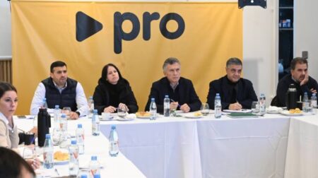 En medio de la tensión con Milei, Macri llamó a una cumbre del PRO para delinear el futuro del vínculo con LLA imagen-10