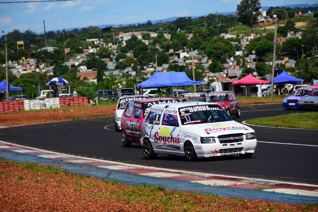 Automovilismo: pasó la 7ma fecha del Misionero de Pista sin definir campeones imagen-6