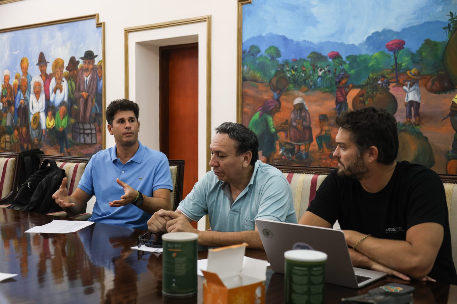 Passalacqua analizó con referentes empresariales estrategias de promoción internacional de la yerba mate 7 Passalacqua analizó con referentes empresariales estrategias de promoción internacional de la yerba mate imagen-6