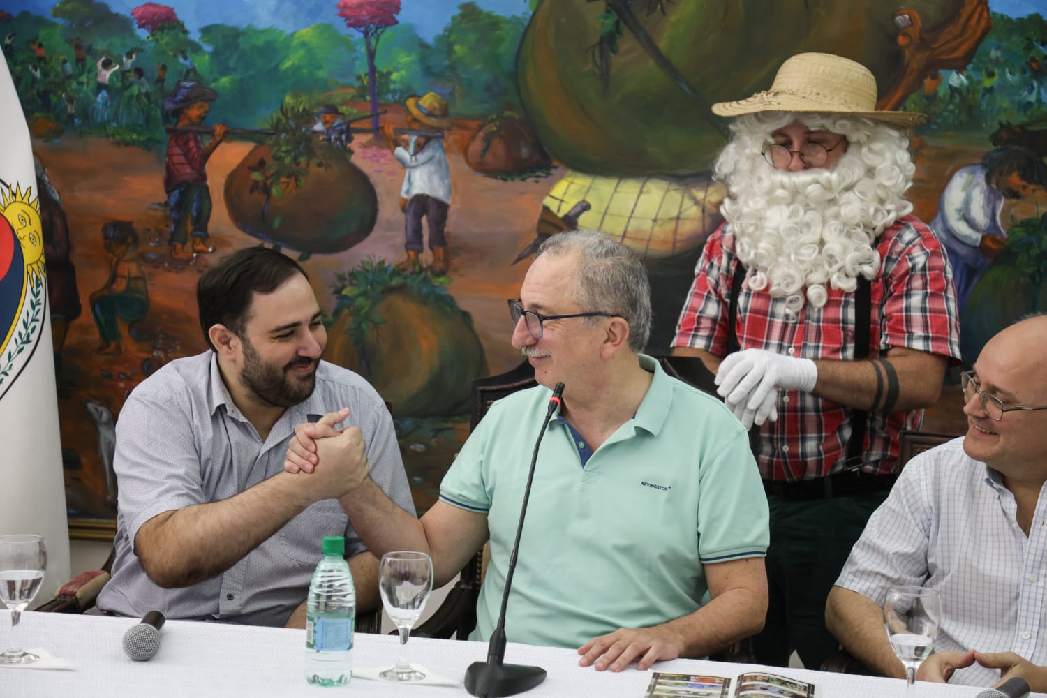 Passalacqua presentó la nueva edición de la Fiesta Nacional de la Navidad del Litoral, de Alem 9 Passalacqua presentó la nueva edición de la Fiesta Nacional de la Navidad del Litoral, de Alem imagen-8