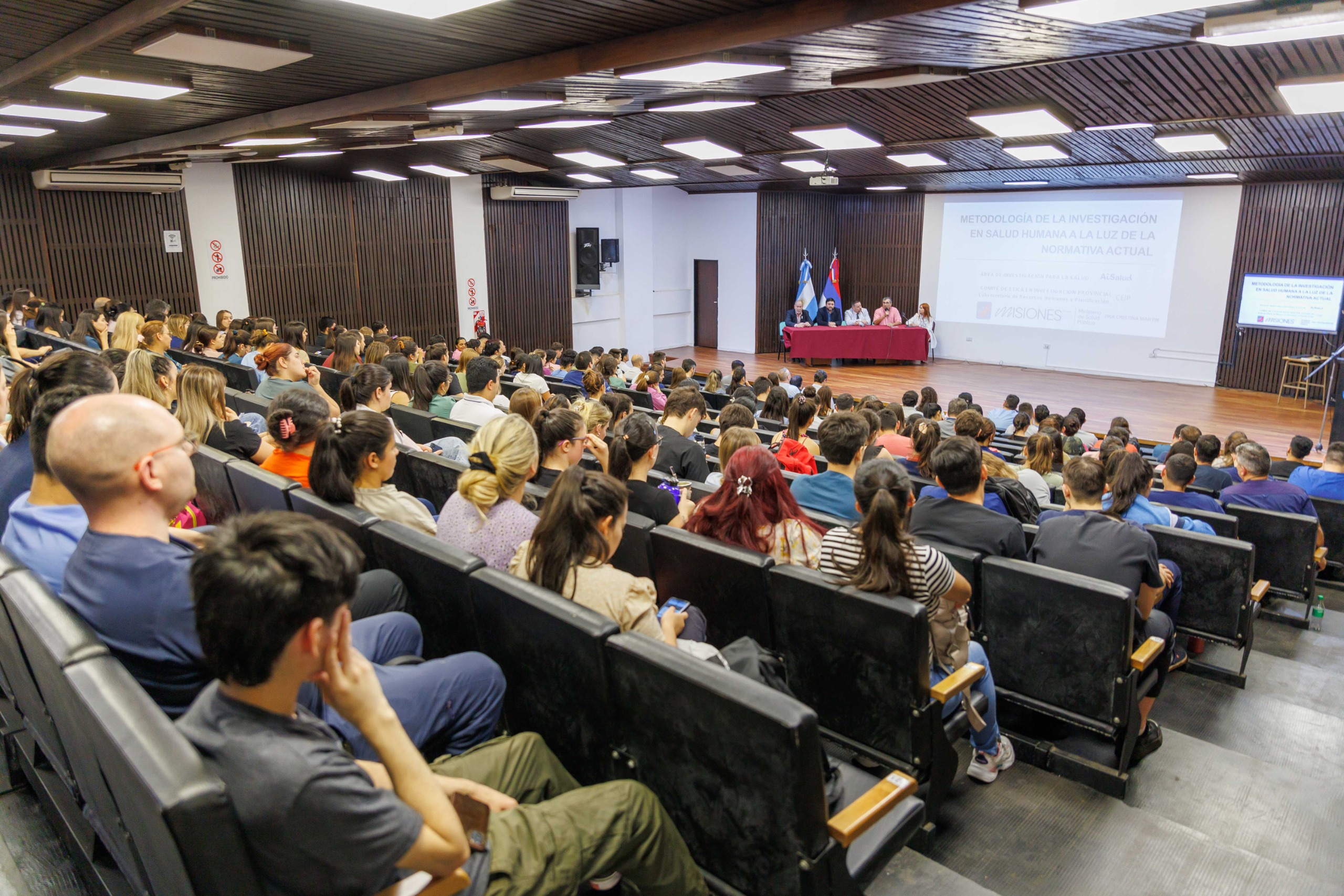Con más de 300 inscriptos comenzó el Curso de Capacitación en Investigación Clínica Aplicada Con más de 300 inscriptos comenzó el Curso de Capacitación en Investigación Clínica Aplicada imagen-1
