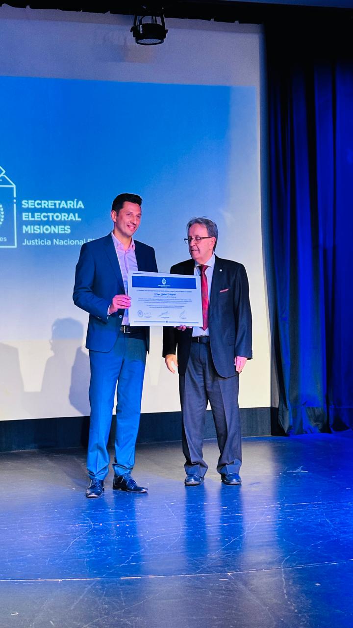 Oscar Herrera Ahuad asumirá como diputado nacional y afirmó: “El único responsable de esta campaña soy yo y el resultado es claro” imagen-2