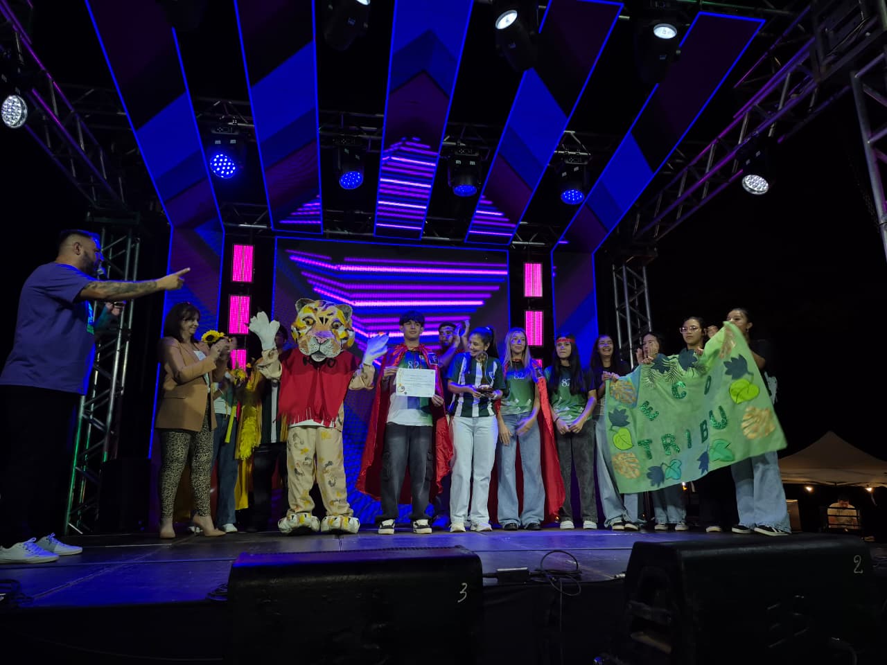 Un cortometraje del Móvilfest y del BOP 82 fue premiado en el Festival Internacional Juvenil de Cine de Tucumán 6 Un cortometraje del Móvilfest y del BOP 82 fue premiado en el Festival Internacional Juvenil de Cine de Tucumán imagen-5