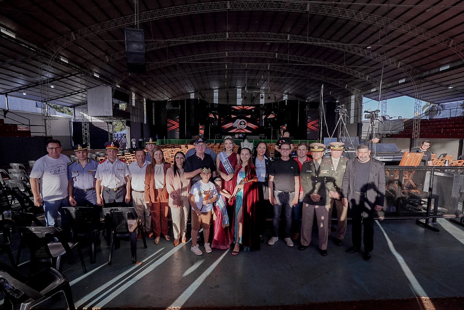 Passalacqua inauguró en San Vicente la 40ta Fiesta Nacional de la Madera, que "dignifica a todo un sector productivo de la provincia" 4 Passalacqua inauguró en San Vicente la 40ta Fiesta Nacional de la Madera, que "dignifica a todo un sector productivo de la provincia" imagen-3