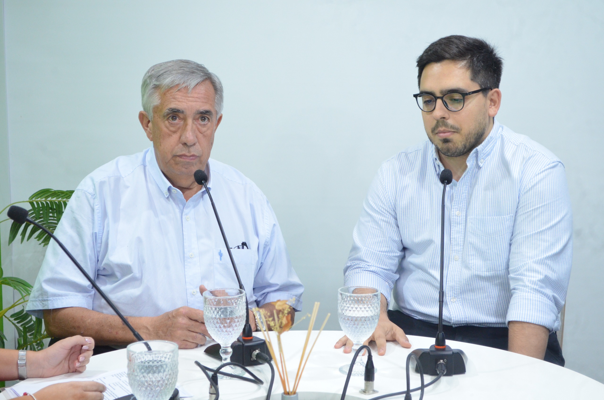 "El cáncer de próstata no avisa”: urólogos llaman a romper tabúes y destacan que un control a tiempo puede salvar vidas 9 "El cáncer de próstata no avisa”: urólogos llaman a romper tabúes y destacan que un control a tiempo puede salvar vidas imagen-8