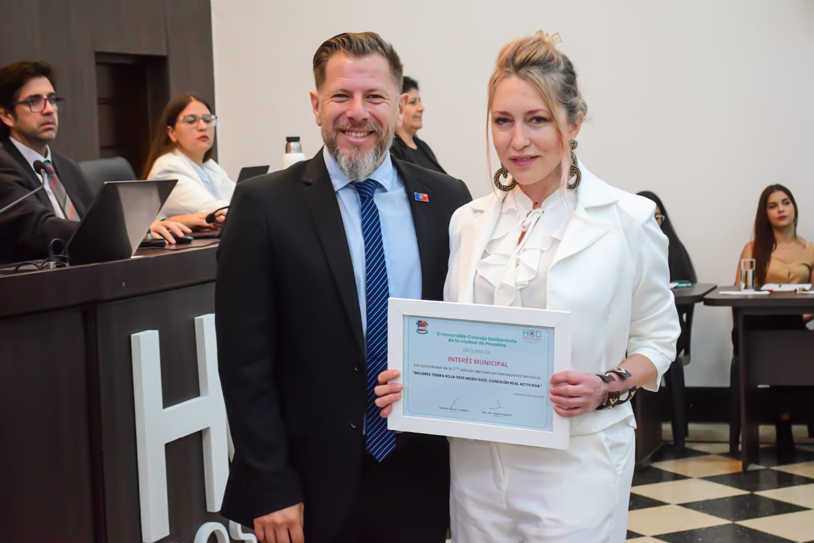 Concejales presentan un proyecto para regular los eventos privados masivos en Posadas 7 Concejales presentan un proyecto para regular los eventos privados masivos en Posadas imagen-6