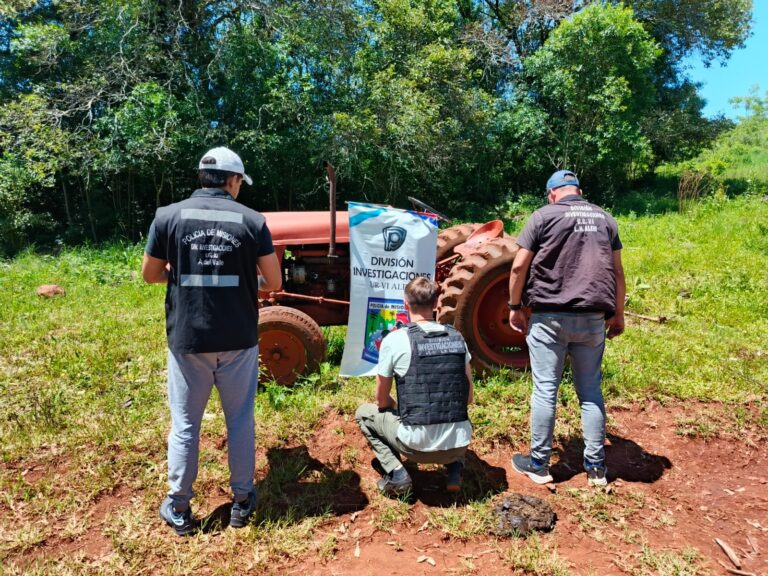 Un colono fue estafado con cheques sin fondo en la venta de un tractor y la Policía lo recuperó imagen-22