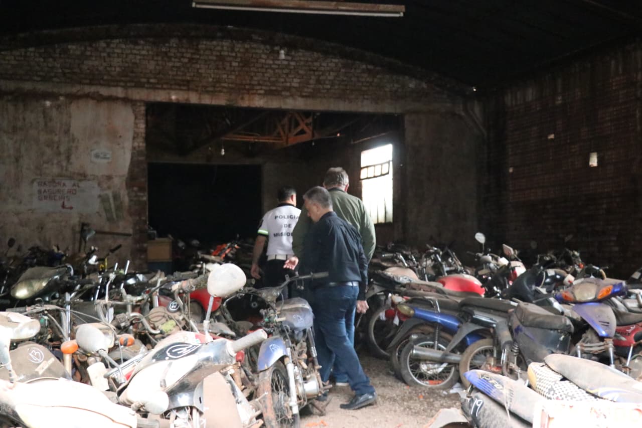 El Municipio de Alem avanza con la compactación de motos retenidas y abandonadas imagen-7