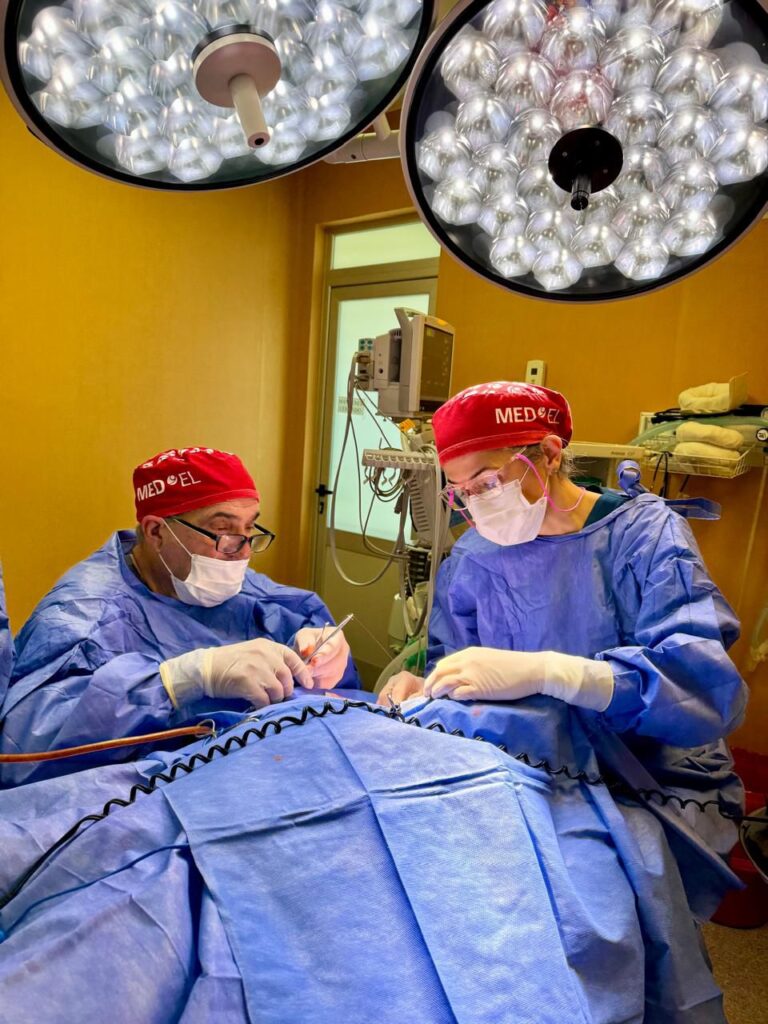 Avances en las políticas públicas de salud auditiva en Misiones: cinco niños misioneros recibieron implantes osteointegrados imagen-50