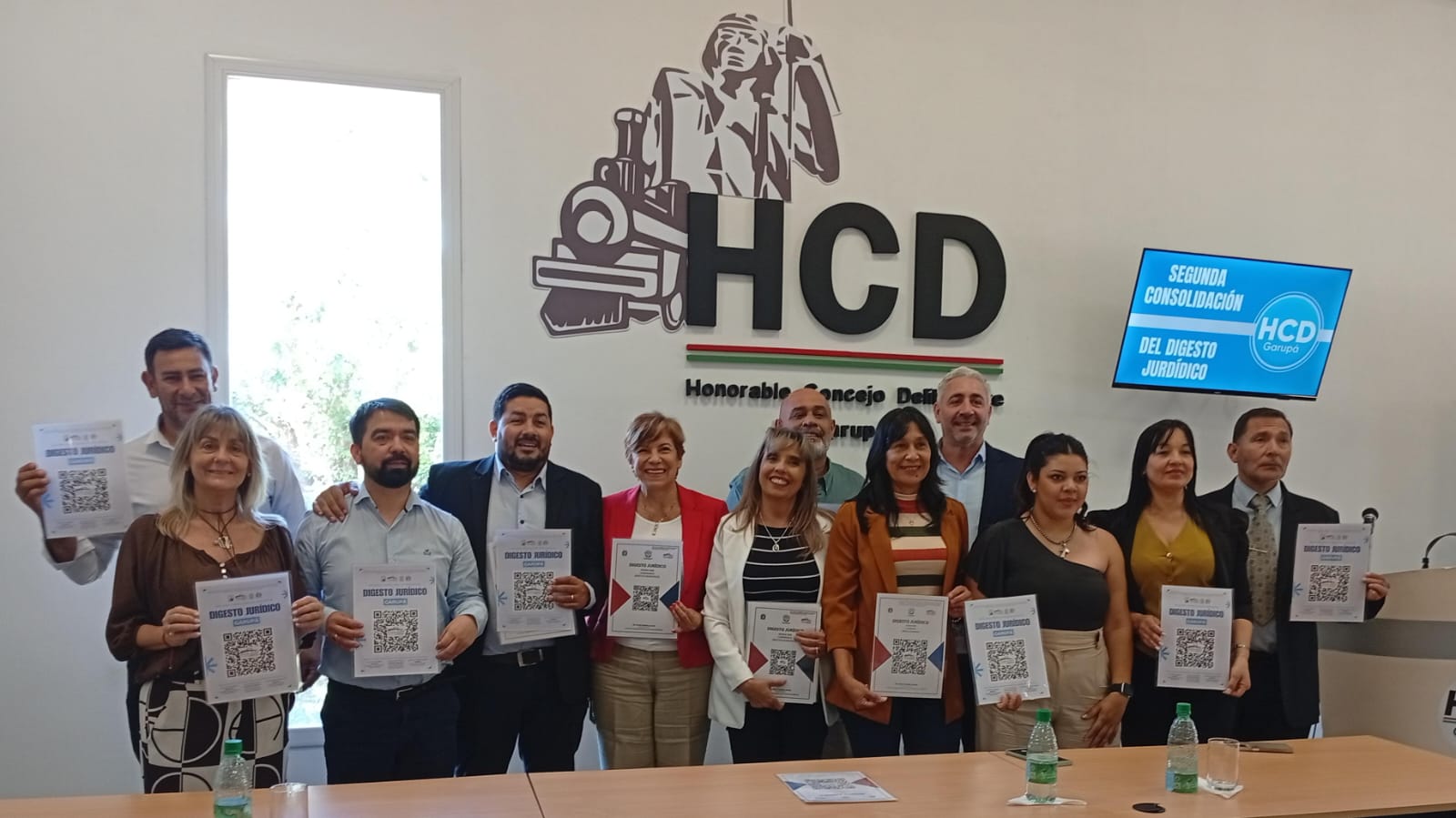 Garupá fortalece su liderazgo institucional con la segunda entrega de la consolidación del Digesto Jurídico Municipal 5 Garupá fortalece su liderazgo institucional con la segunda entrega de la consolidación del Digesto Jurídico Municipal imagen-4