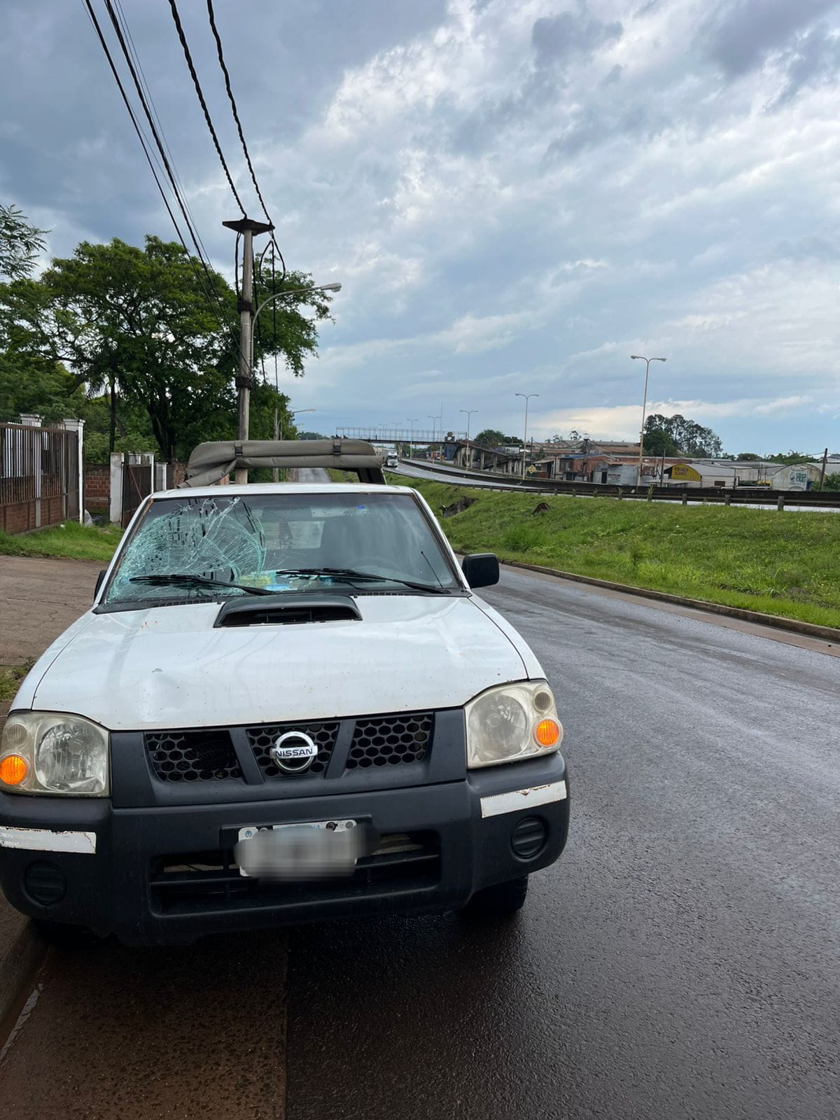 Siniestro vial en Garupá dejó a un peatón lesionado 3 Siniestro vial en Garupá dejó a un peatón lesionado imagen-2