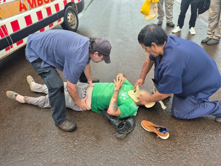Siniestro vial en Garupá dejó a un peatón lesionado imagen-3