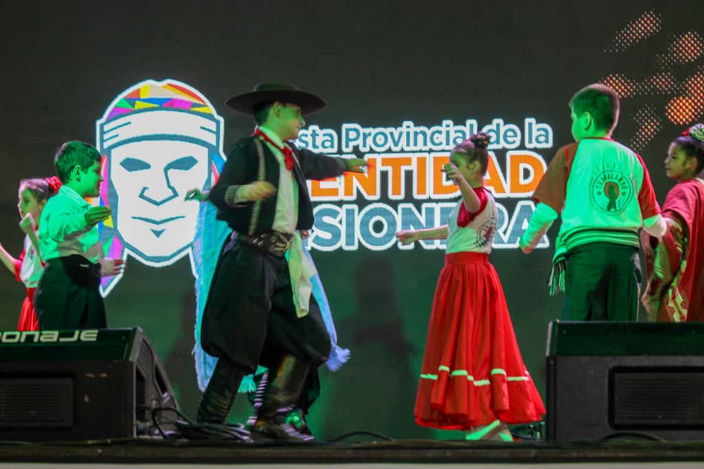 San Javier volvió a brillar con la Fiesta de la Identidad Misionera: cultura, turismo y desarrollo local en un mismo escenario 13 San Javier volvió a brillar con la Fiesta de la Identidad Misionera: cultura, turismo y desarrollo local en un mismo escenario imagen-12