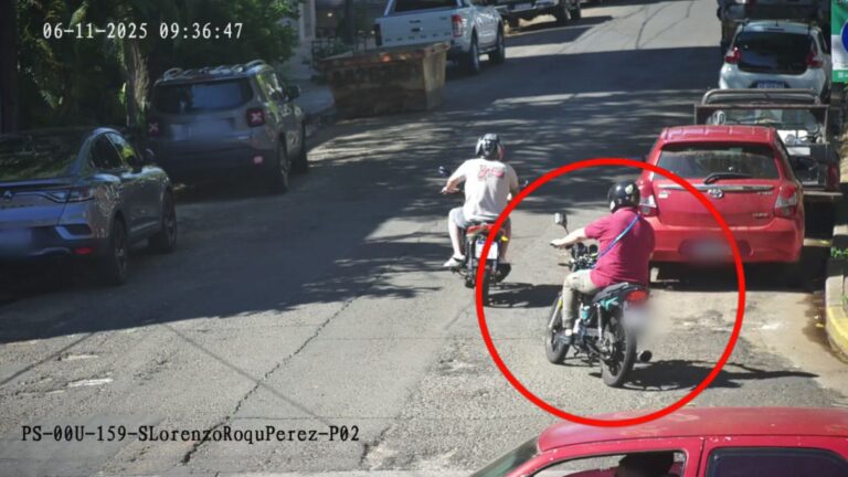 El anillo digital del 911 resolvió un “robo” que no existió: un conductor olvidó dónde dejó su moto en Posadas imagen-27