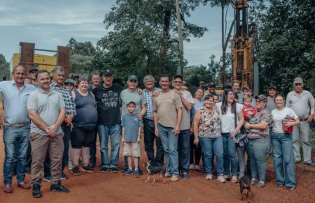 Guaraní: el Gobernador supervisó la obra de perforación de pozo en Paraje Picada Yapeyú que beneficiará a numerosas familias imagen-5