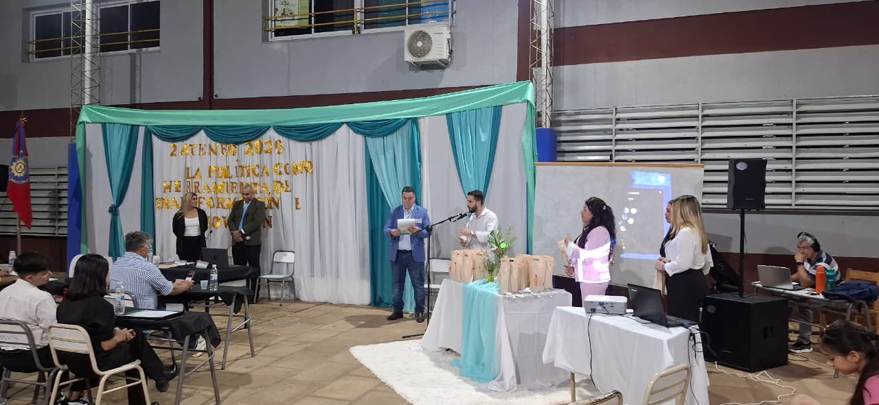 El CENS 176 llevó a cabo su segundo Ateneo, "La política como herramienta de transformación e innovación" imagen-4