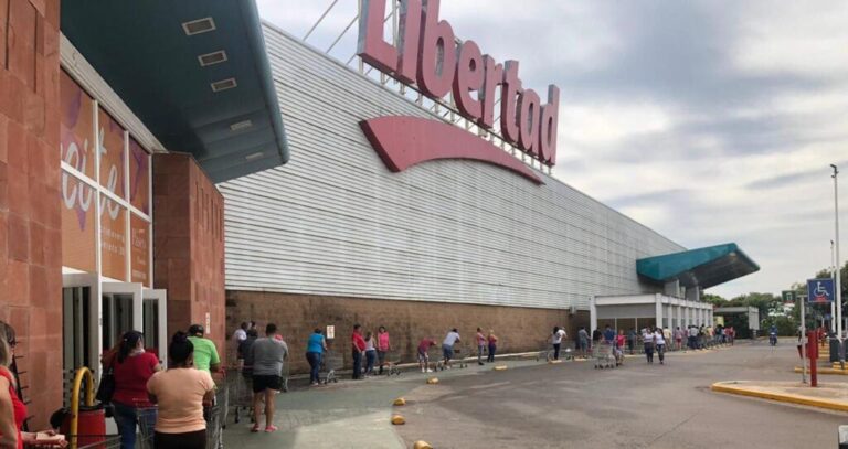 El Hiper Libertad se achica en Posadas en medio de la caída del consumo y la ola de despidos en el comercio imagen-9