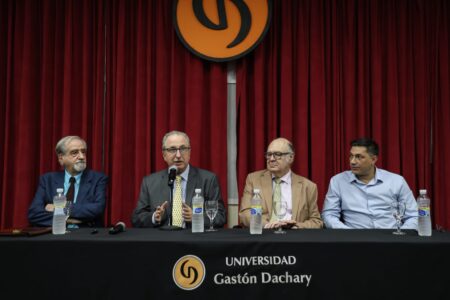 "La gestión del agua es una cuestión de vida para Misiones", dijo Passalacqua en la apertura del Seminario Trinacional “Derecho, Integración y Gestión Hídrica para un Desarrollo Sostenible” imagen-7
