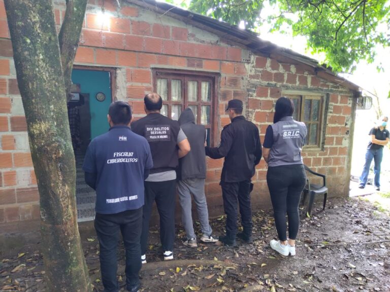 Fiscalía de Ciberdelitos coordinó allanamiento en Cerro Corá por tenencia y distribución de material de abuso sexual infantil imagen-48