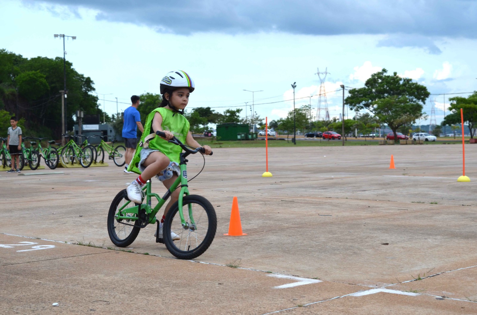 Niños y niñas volvieron a disfrutar de una nueva jornada de “Biciescuelas Argentinas” 11 Niños y niñas volvieron a disfrutar de una nueva jornada de “Biciescuelas Argentinas” imagen-10