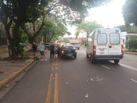 Posadas: siniestro vial entre dos automóviles dejó una mujer lesionada imagen-4