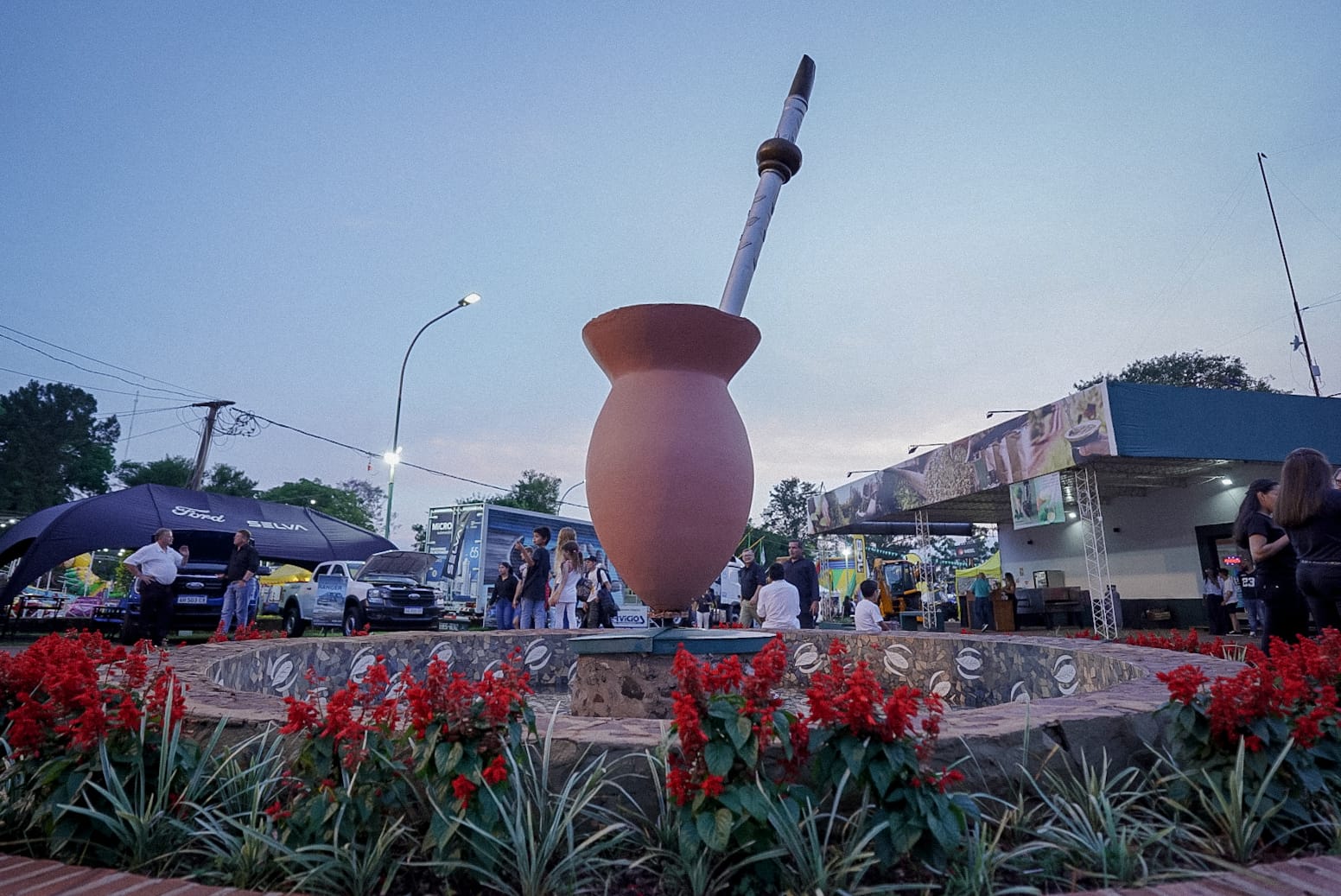 Passalacqua inauguró la 47ma Fiesta Nacional de la Yerba Mate y resaltó que es una celebración de la cultura argentina 13 Passalacqua inauguró la 47ma Fiesta Nacional de la Yerba Mate y resaltó que es una celebración de la cultura argentina imagen-12