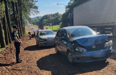 Tres vehículos protagonizaron una colisión en cadena sin heridos en Gobernador Roca imagen-7