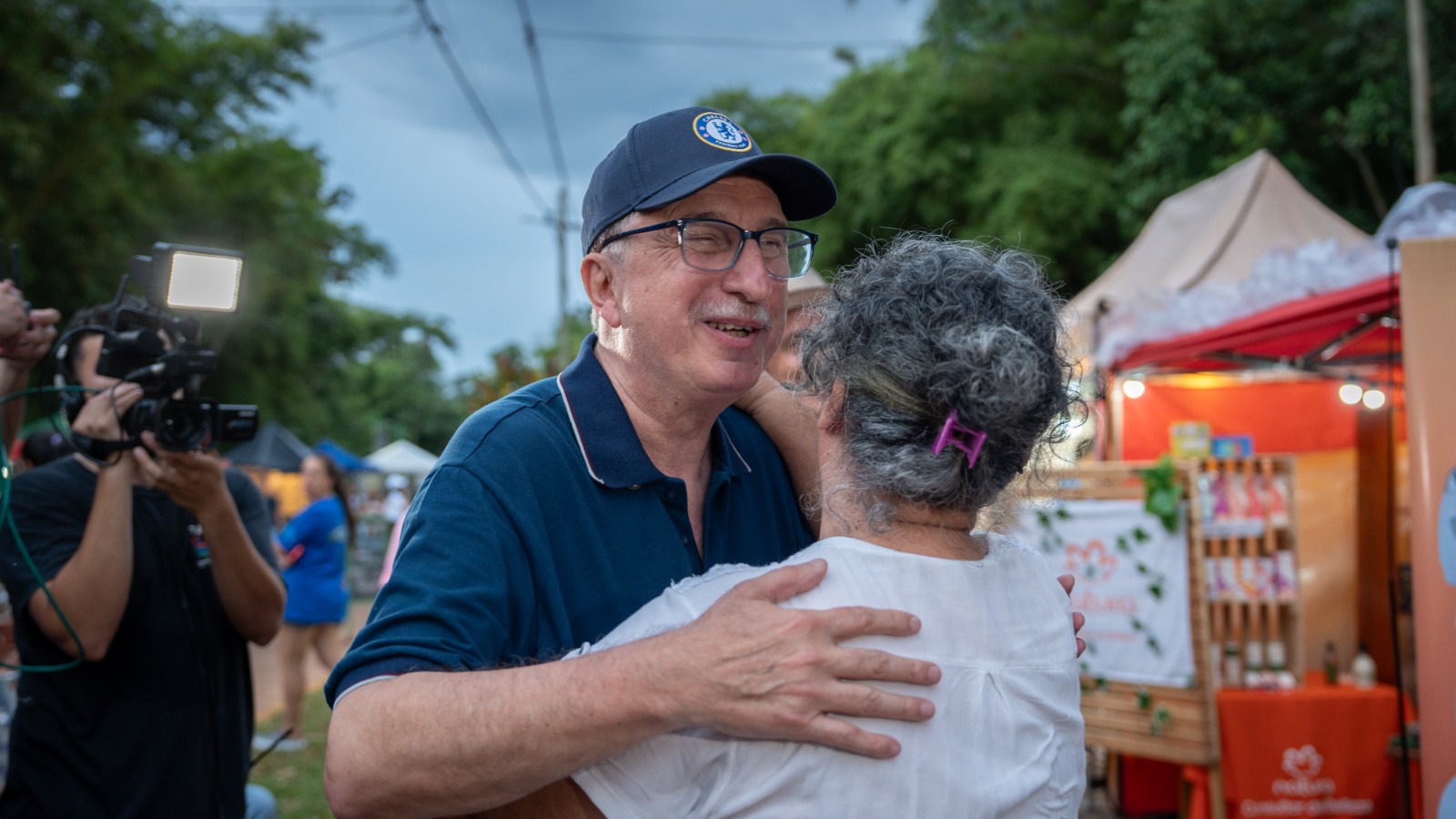 "Esto es mostrar afuera el trabajo de los misioneros", destacó Passalacqua en la Expo Eldorado 9 "Esto es mostrar afuera el trabajo de los misioneros", destacó Passalacqua en la Expo Eldorado imagen-8