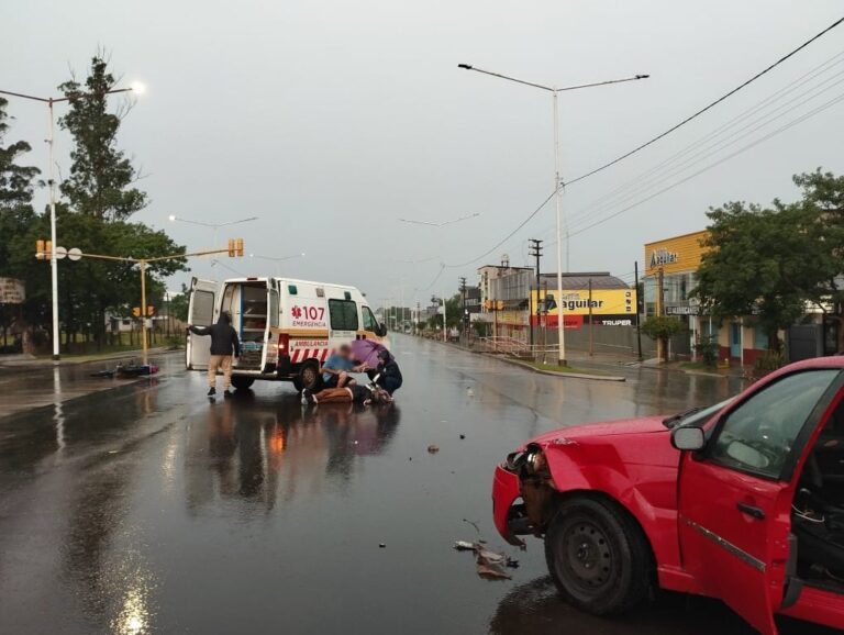 Siniestro vial sobre avenida Quaranta de Posadas dejó un lesionado imagen-43