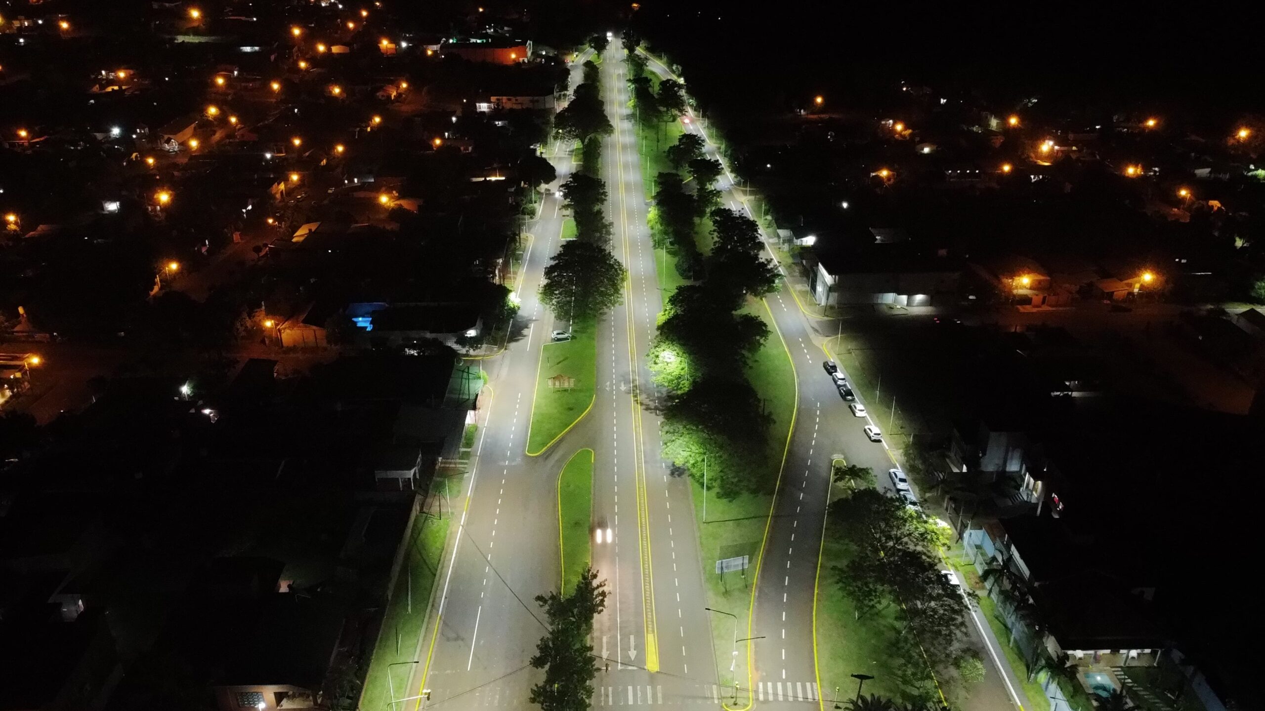 El Municipio de Alem avanza con el Plan de Alumbrado LED en la Ruta Provincial Nº 4 para más seguridad y eficiencia energética El Municipio de Alem avanza con el Plan de Alumbrado LED en la Ruta Provincial Nº 4 para más seguridad y eficiencia energética imagen-1
