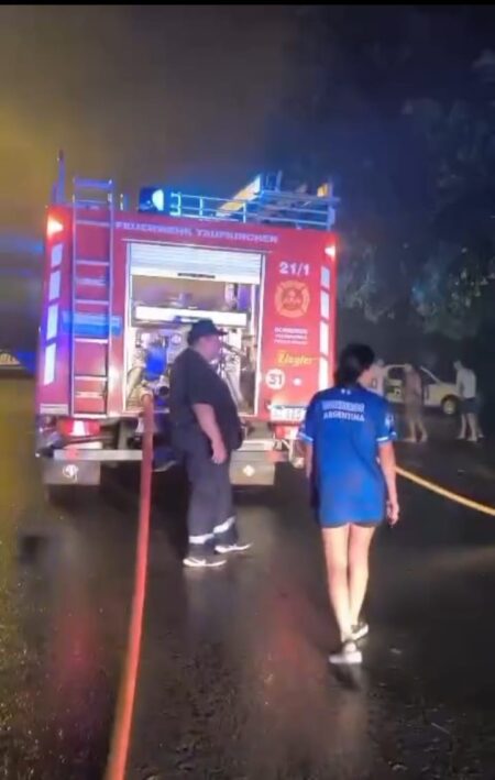 Incendio en una vivienda dejó como saldo una víctima fatal en Puerto Iguazú imagen-6